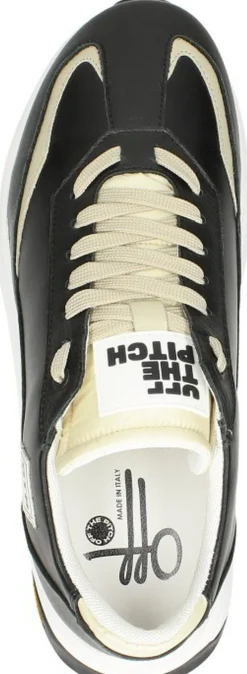 Off The Pitch Runner CR-3.0 Zwart Outlet