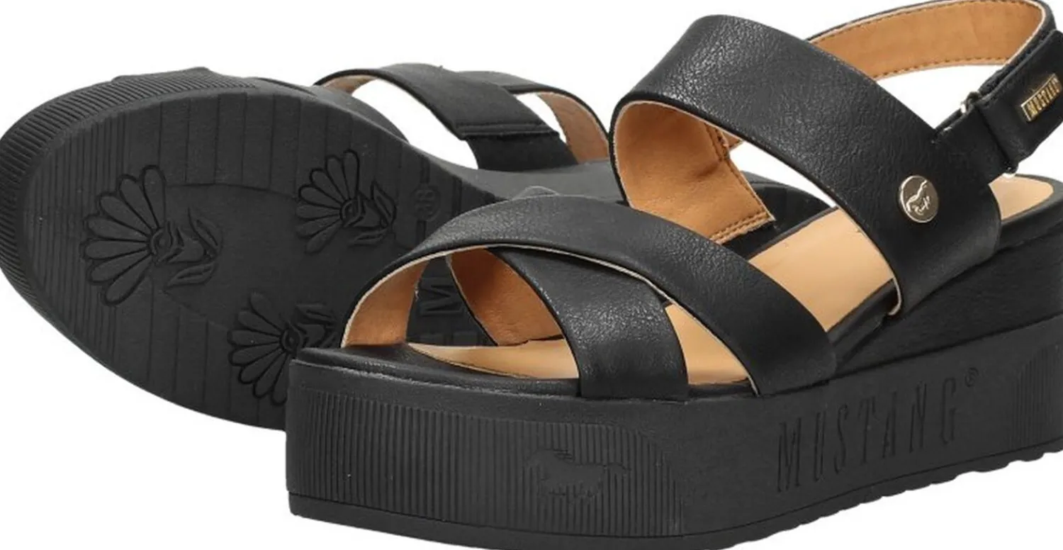 Mustang Sandalen Plat Zwart New