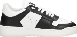 Off The Pitch Supernova Low Zwart Best