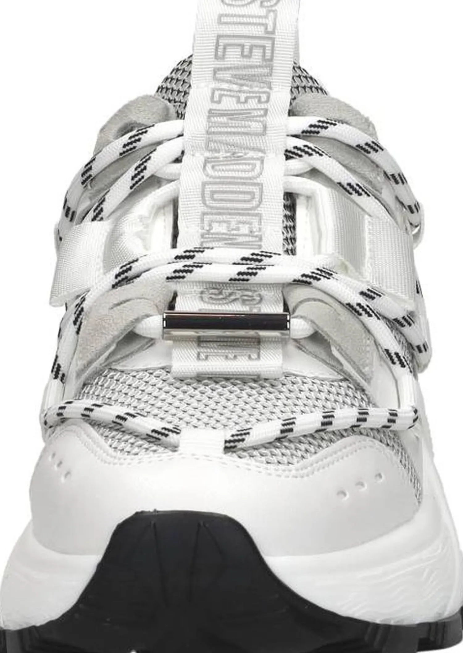 Steve Madden Tazmania Wit New