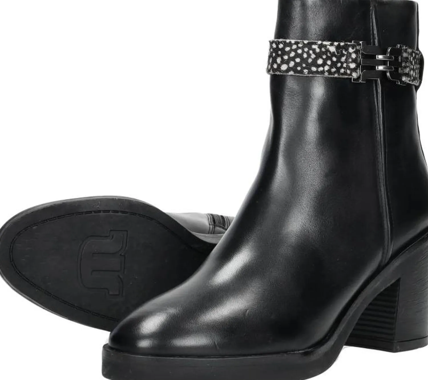 Maruti Vivien Zwart Fashion